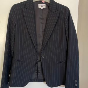 Jacket in good clean condition. Perfect for that job interview